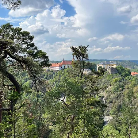 Villa Dum Nad Strelou